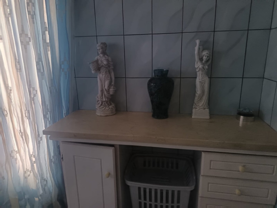 4 Bedroom Property for Sale in Monument Heights Northern Cape